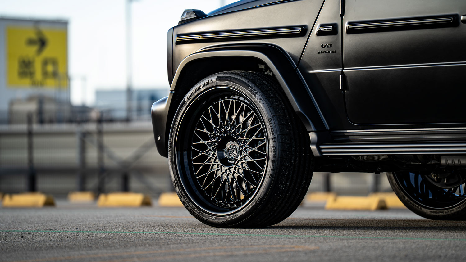 メルセデスベンツ AMG Gクラス W465 G63 ローダウン ブラックアウト プロテクションフィルム ホイール HRE アメ鍛 24インチ カーボンステアリング カスタム 名古屋
