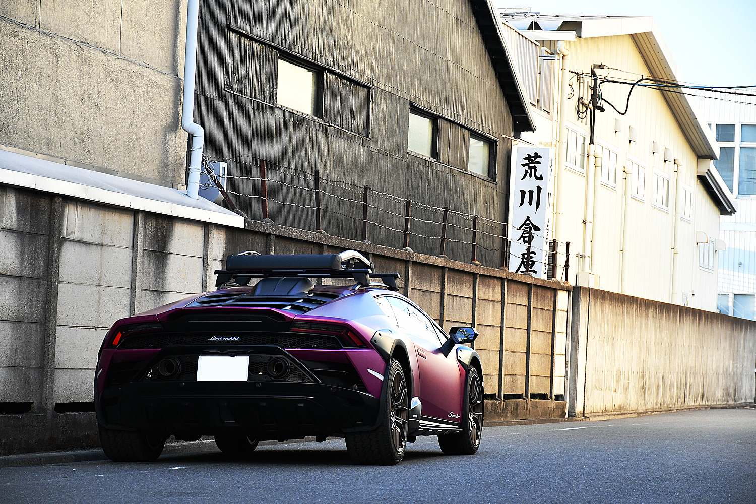 愛知県 名古屋 ランボルギーニ ステラート Lamborghini Sterrato アディショナルLED 本国仕様 ボンド ボンド名古屋 カスタム