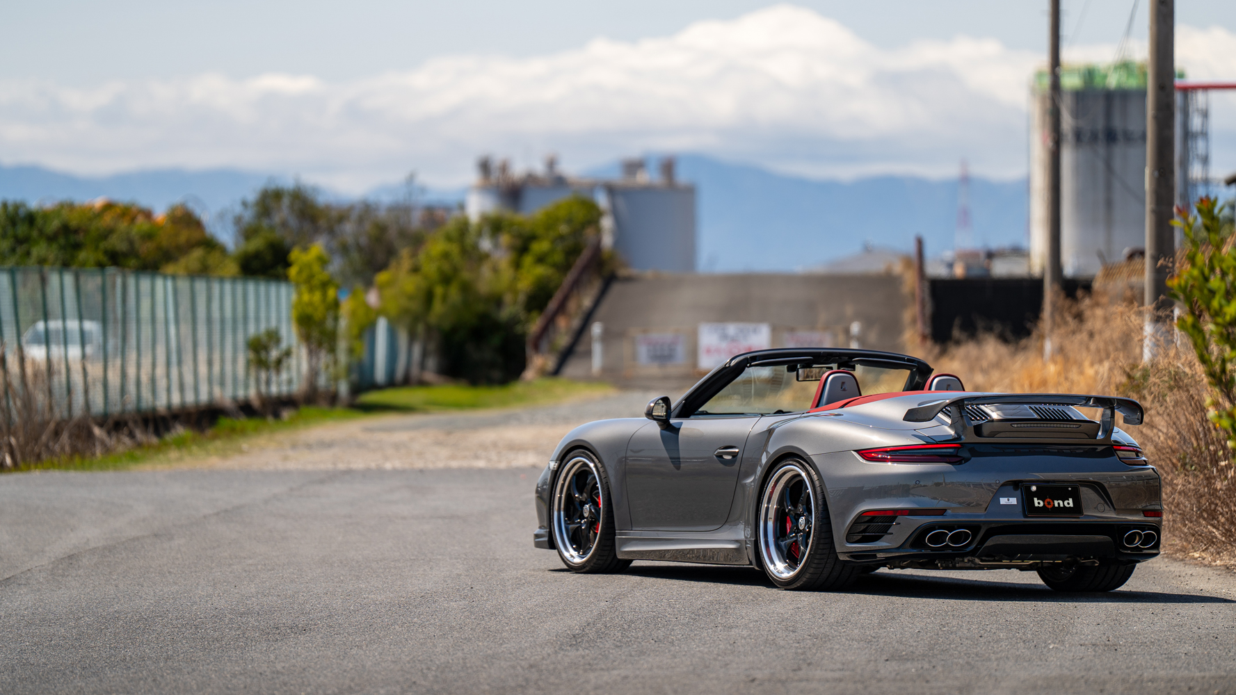愛知県 名古屋 ポルシェ Porsche 991.2 turbo ターボ カスタム テックアート 内装 TECHART HRE 21インチ ローダウン ボンド ボンド名古屋