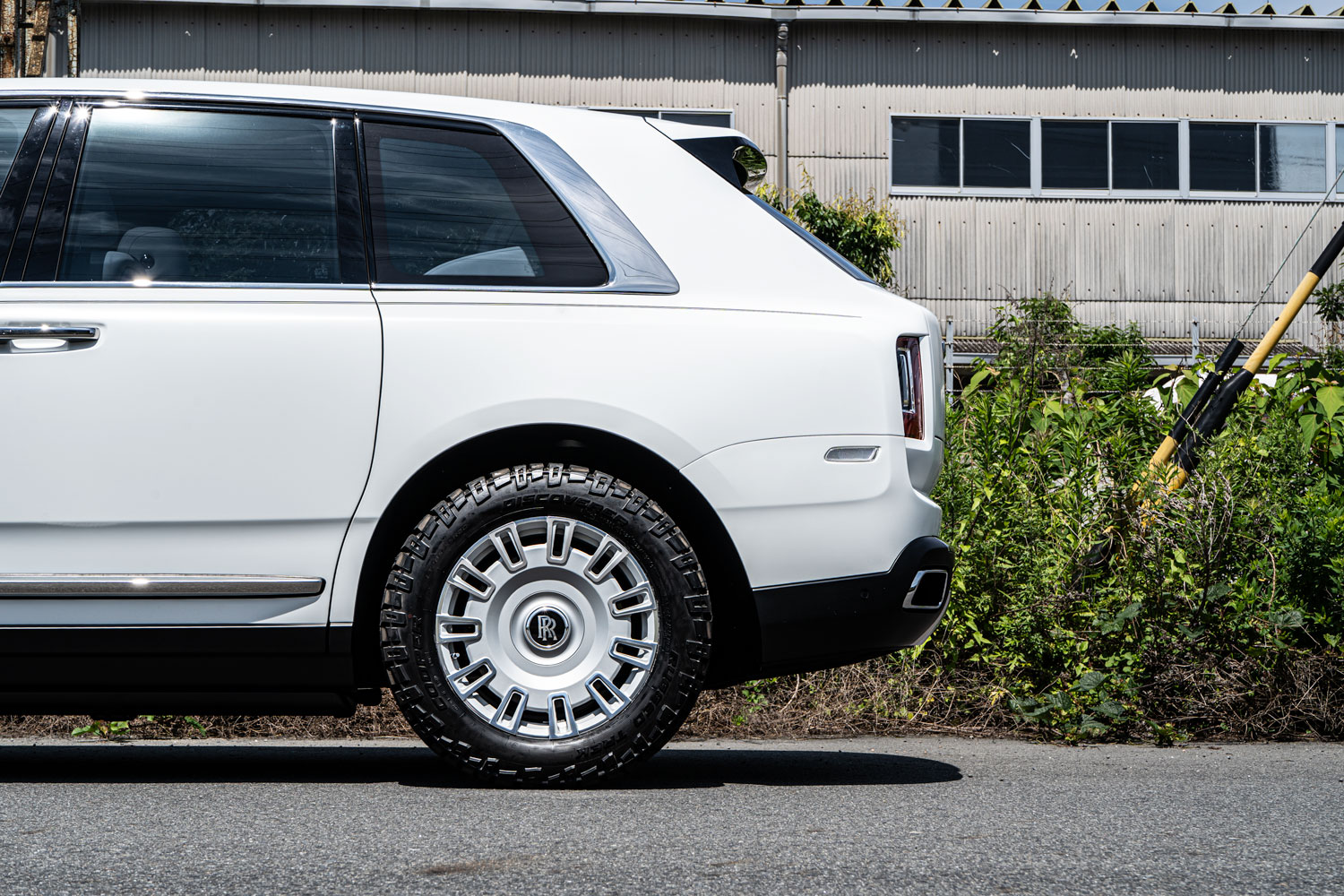 ロールスロイス RollsRoyce カリナン Cullinan ホイール AG LUXURY アメ鍛 インチダウン 20インチ 電動ステップ 4駆タイヤ カスタム 名古屋