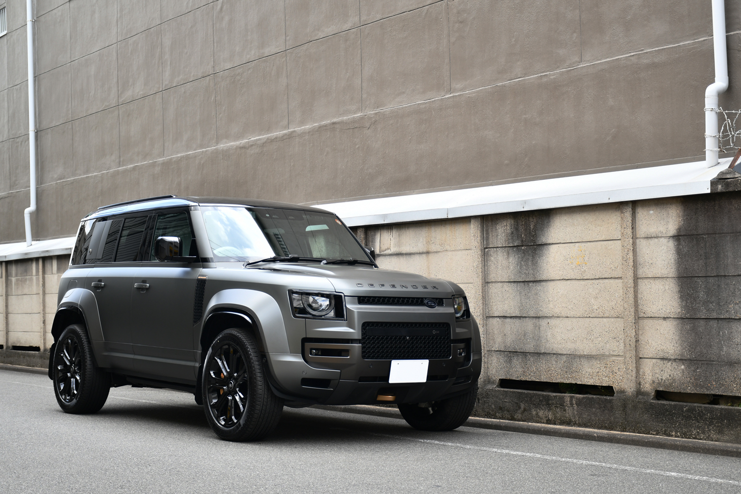 愛知県 名古屋 ディフェンダー オクタ DEFENDER OCTA 地デジ カープレイ レーダー カスタム ボンド ボンド名古屋
