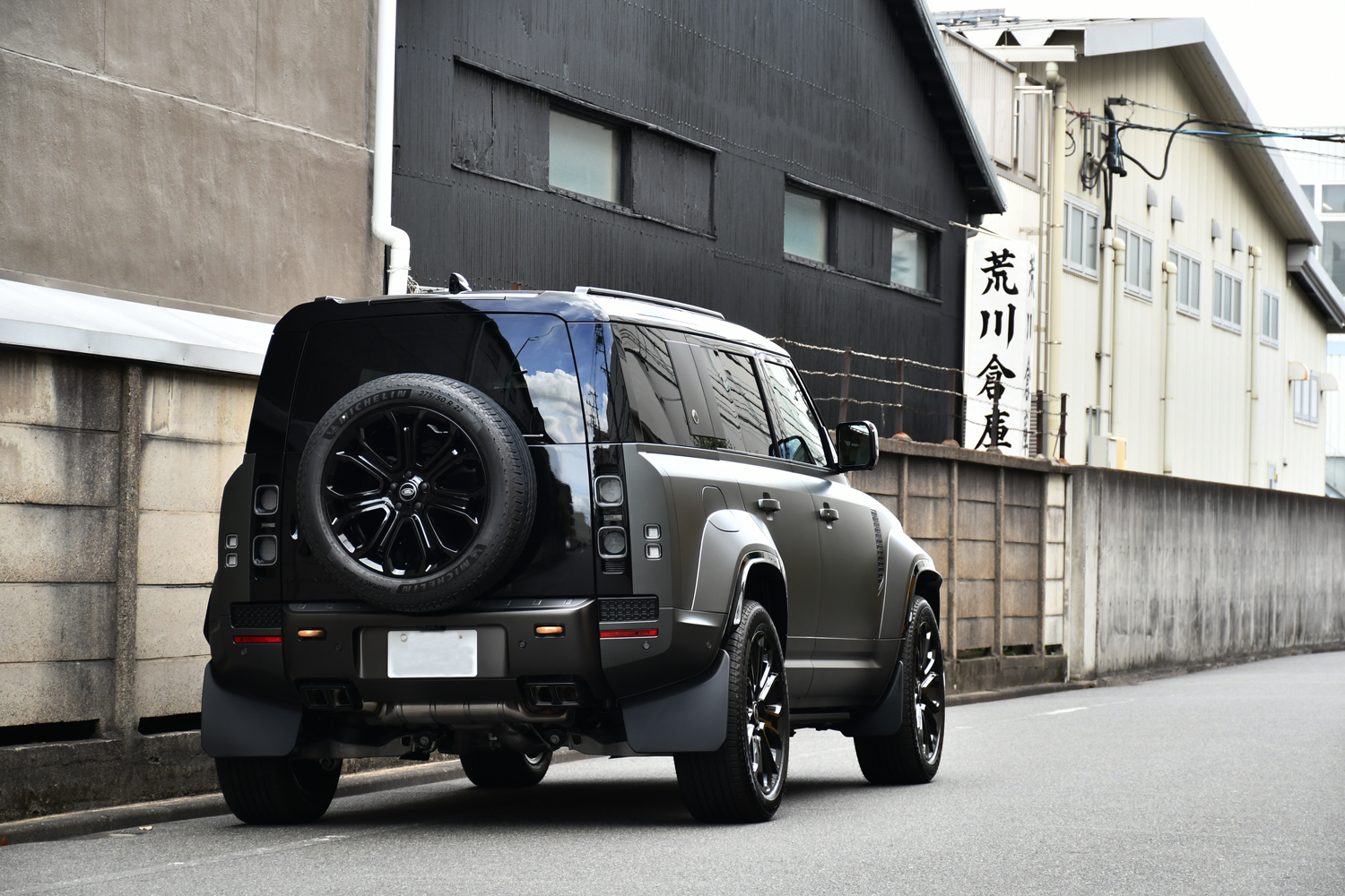 愛知県 名古屋 ディフェンダー オクタ DEFENDER OCTA 地デジ カープレイ レーダー カスタム ボンド ボンド名古屋