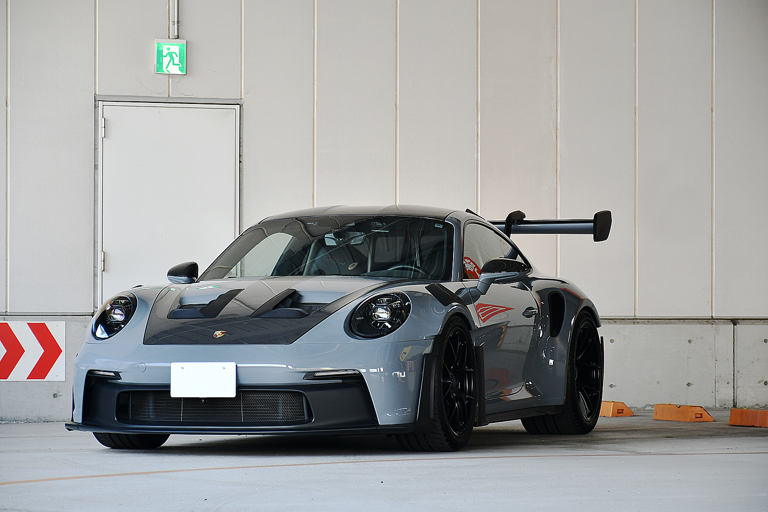 愛知県 名古屋 ポルシェ カスタム Porsche GT3RS 992.1 デジタルインナーミラー フロントカメラ ボンド ボンド名古屋
