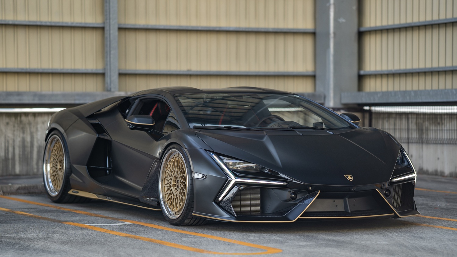 REVUELTO AL13 C025R