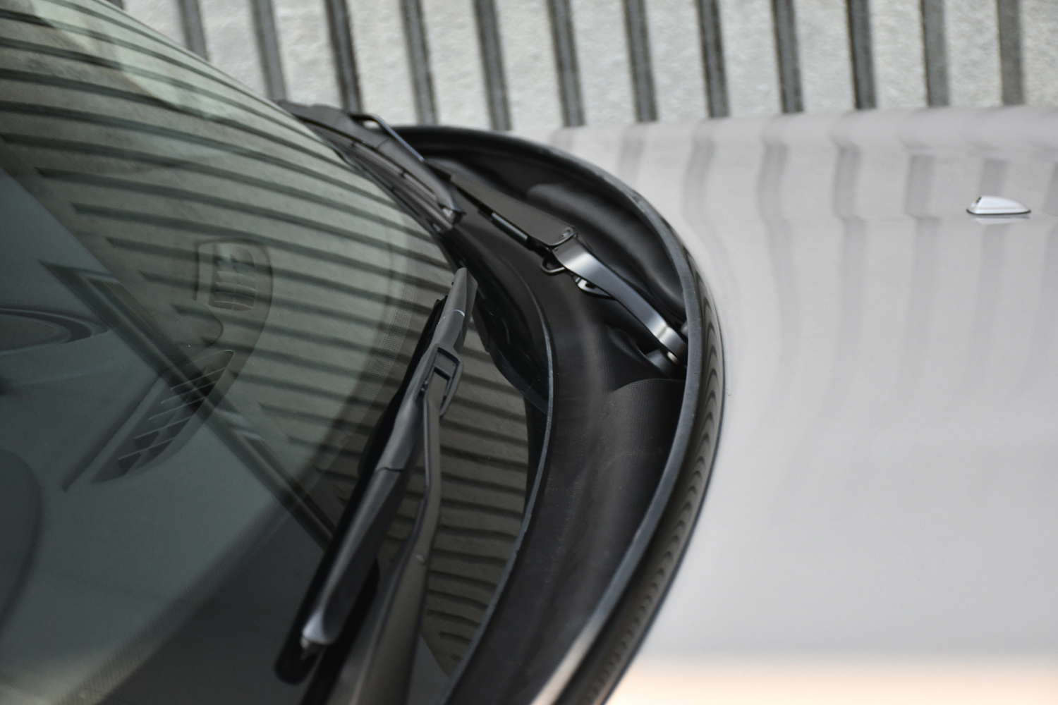 愛知県、名古屋 MINI ミニ F56 JCW リフレッシュ ボンド ボンド名古屋