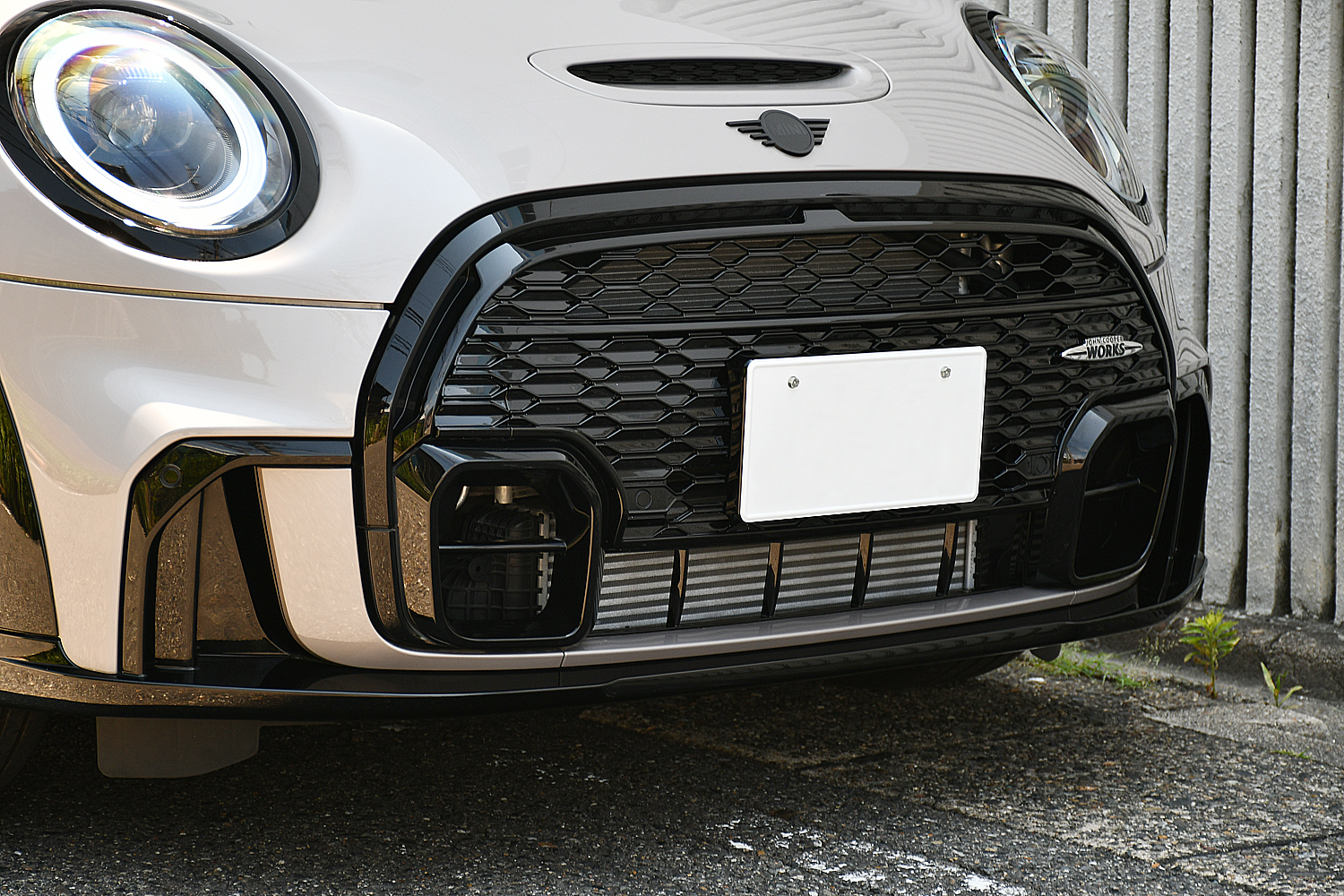愛知県、名古屋 MINI ミニ F56 JCW リフレッシュ ボンド ボンド名古屋