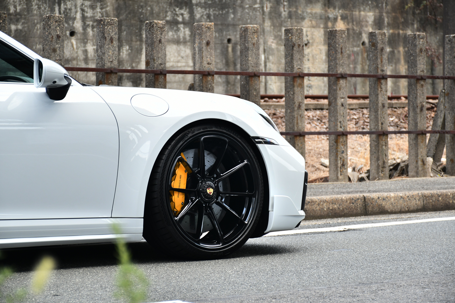 愛知県 名古屋 ポルシェ カスタム Porsche 992.1 VOSSEN ローダウン KW HAS TURBOS ターボS 911 ボンド ボンド名古屋