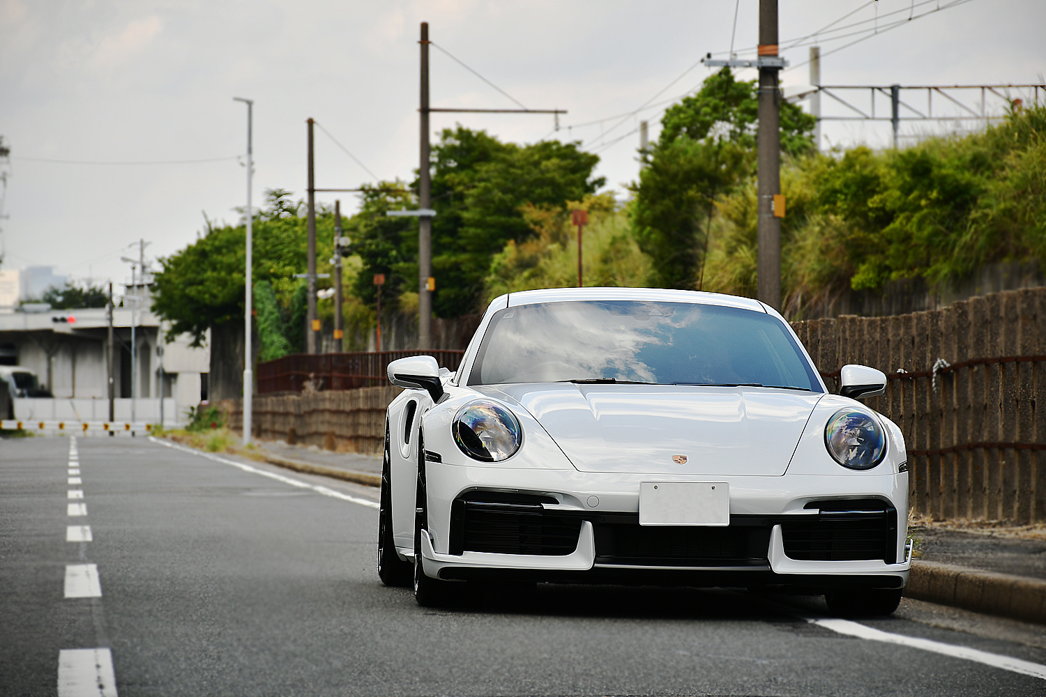 愛知県 名古屋 ポルシェ カスタム Porsche 992.1 VOSSEN ローダウン KW HAS TURBOS ターボS 911 ボンド ボンド名古屋