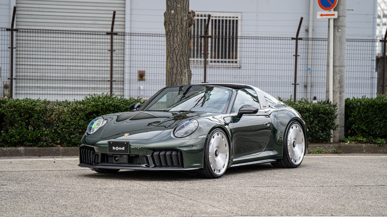 Porsche　ポルシェ　992　992.2　タルガ4　GTS　Targa　ローダウン　H&R　HRE　ホイール　カスタム　名古屋