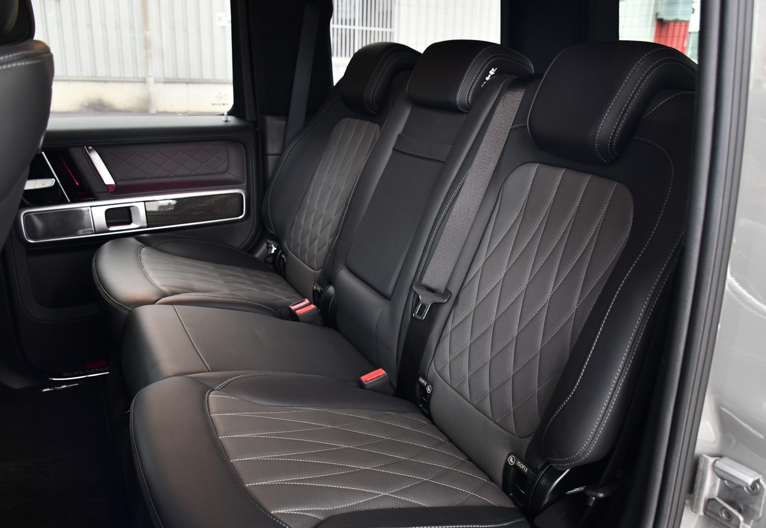 ボンドカーズ名古屋　bond cars NAGOYA　ベンツ　AMG　メルセデスベンツ　メルセデセスAMG　MercedesAMG　G63　マヌファクトゥーアプログラム　左ハンドル　バンパーガート　ナイトパッケージ　背面タイヤレス　在庫車　正規ディーラー車