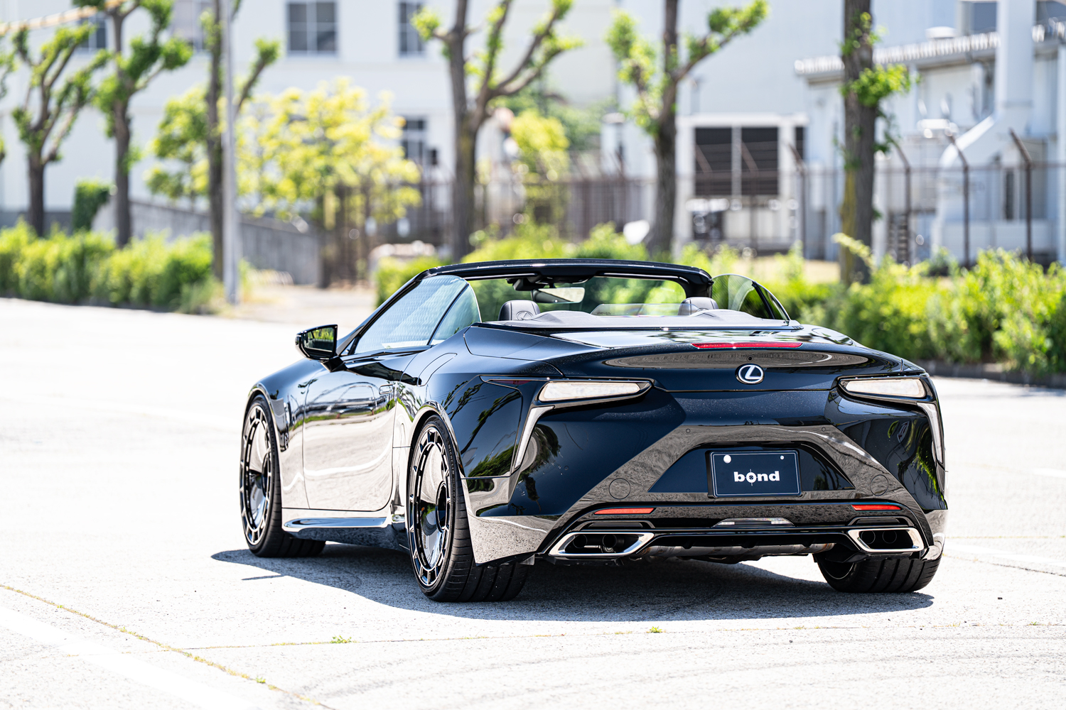 レクサス LEXUS LC500 コンバーチブル ローダウン 車高調 RS-R ホイール AKフォージド 22インチ ブラックアウト カスタム 名古屋