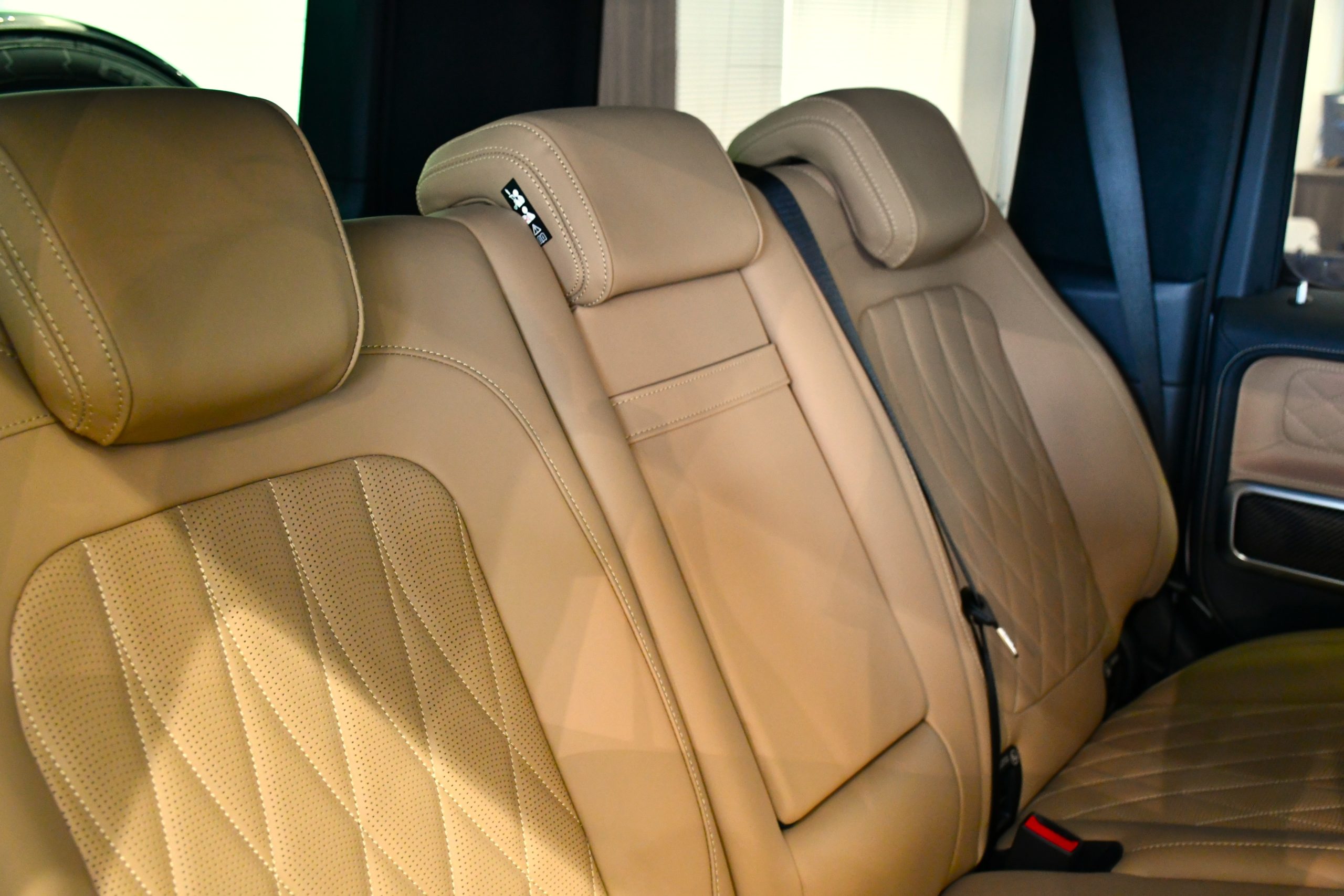 G63、BRABUS、AMG、ブラックアウト、電動サイドステップ、イージークローザー、プロテクションフィルム