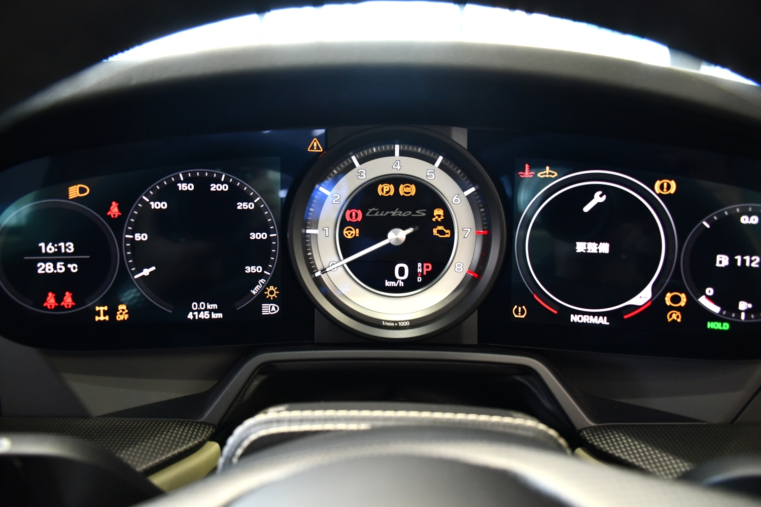 ADV.1ホイール TECHARTアジャスタブルサスPCCB 純正リフター シートヒーター&ベンチレーション Burmesterサウンド サンルーフ ACC