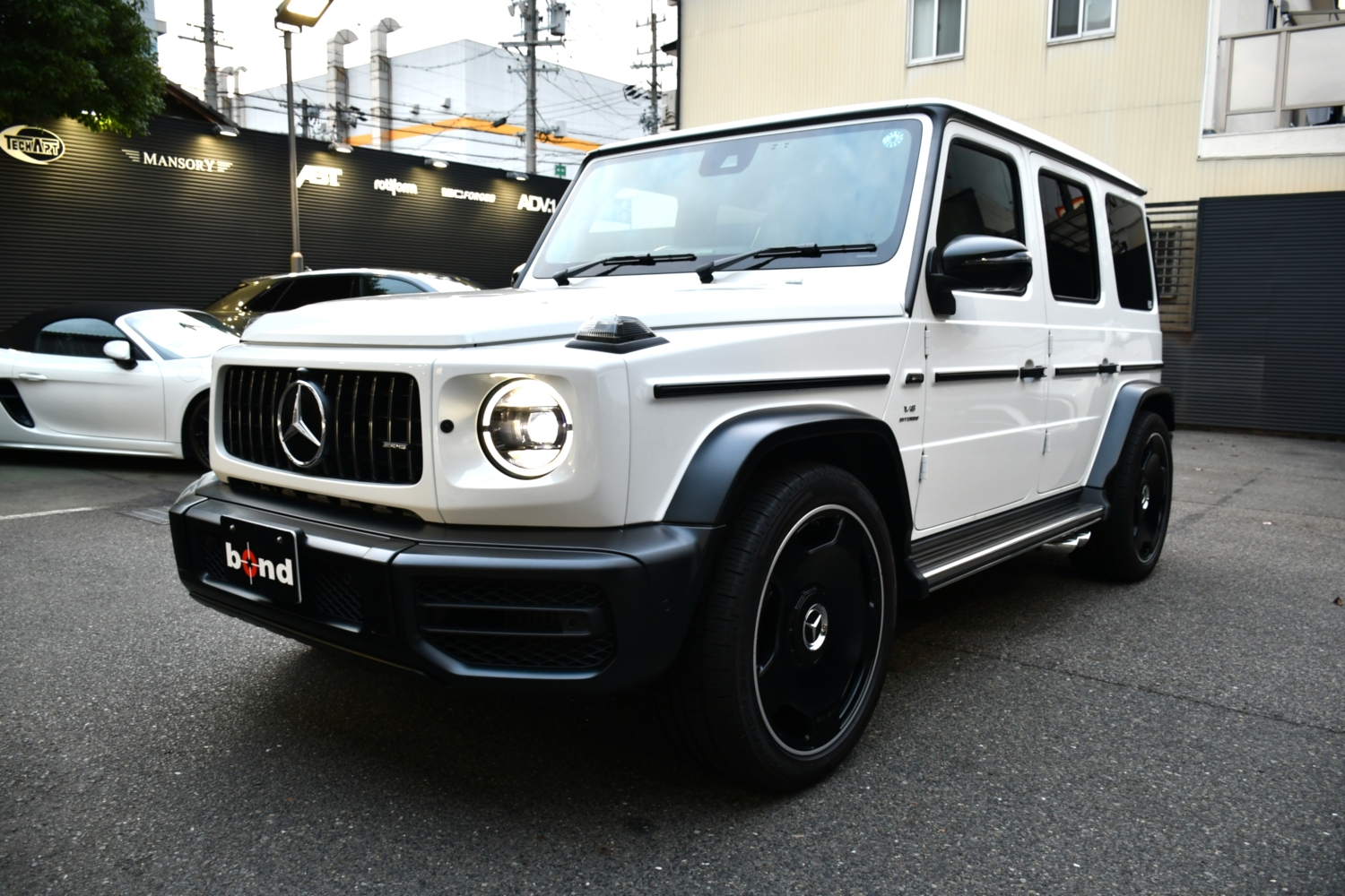 G63、AMG、ナイトPKG、イージークロザー、コンフォートキー、AMGパフォーマンスステアリング、AMG22インチホイール