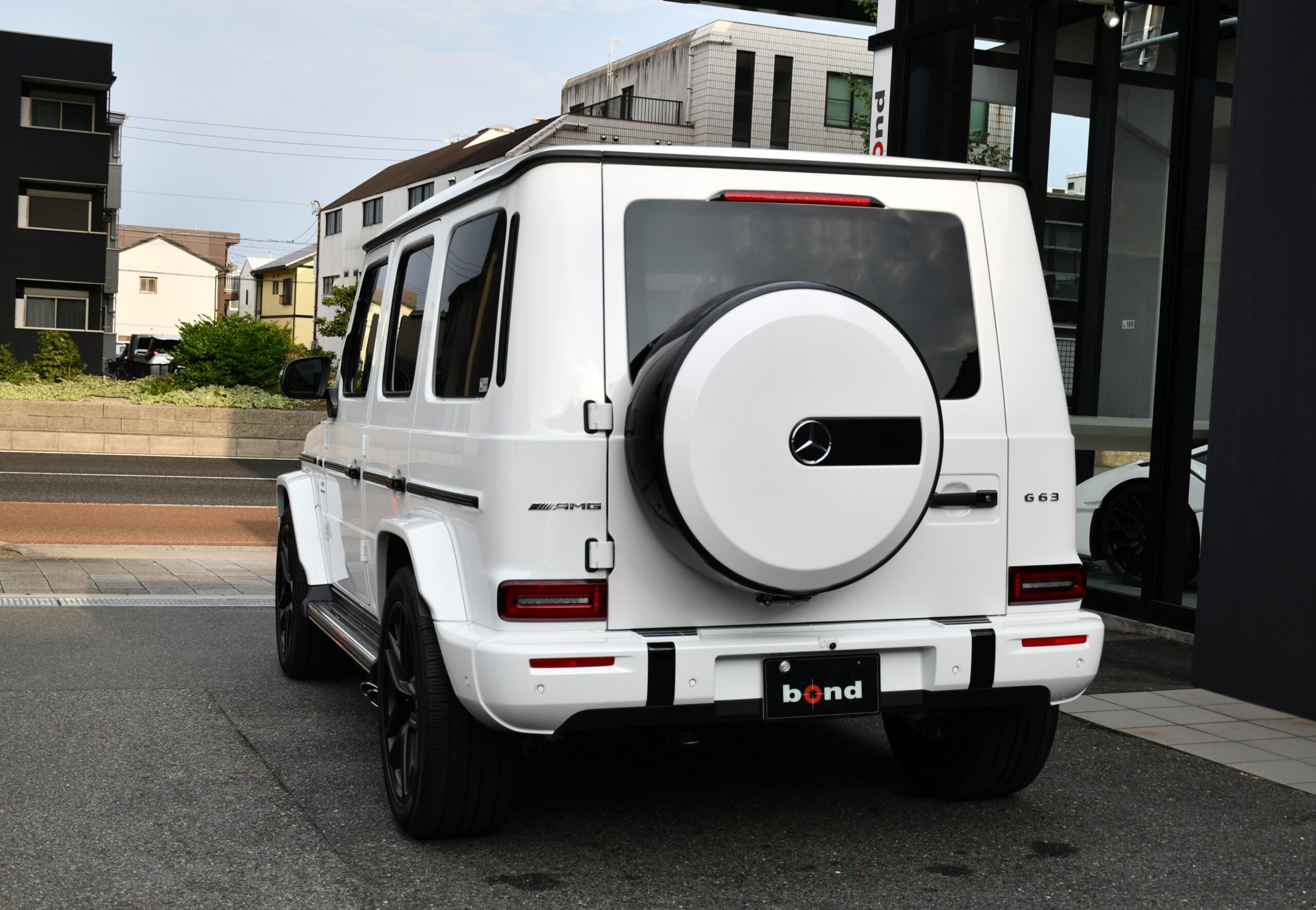 ボンドカーズ名古屋 bond cars NAGOYA ベンツ AMG メルセデスベンツ メルセデセスAMG MercedesAMG G63 マヌファクトゥーアプログラムプラス 左ハンドル AMGナイトパッケージ 背面タイヤレス 在庫車 正規ディーラー車 G MANUFAKTUR ローンチエディション Launch Edition