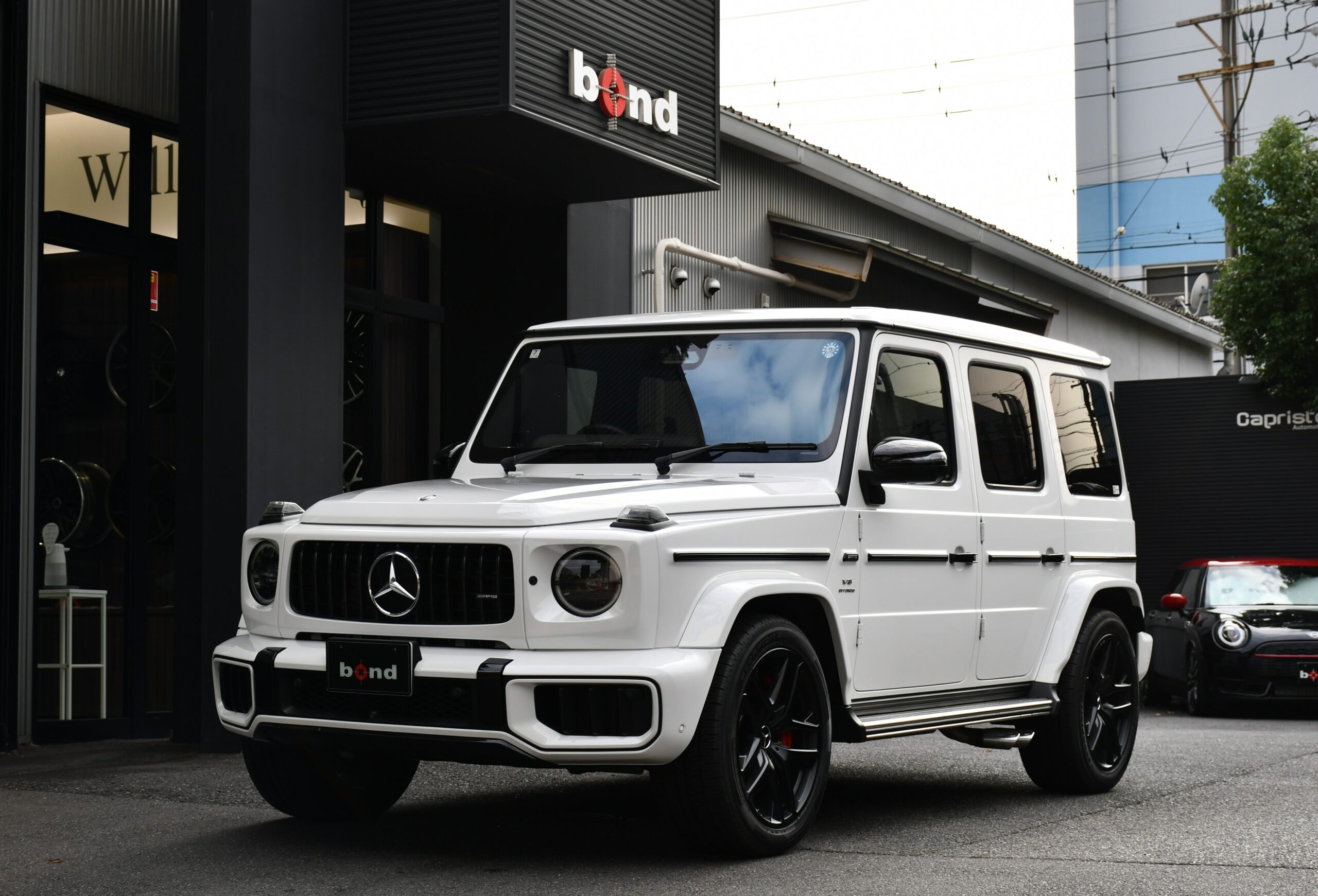 ボンドカーズ名古屋 bond cars NAGOYA ベンツ AMG メルセデスベンツ メルセデセスAMG MercedesAMG G63 マヌファクトゥーアプログラムプラス 左ハンドル AMGナイトパッケージ 背面タイヤレス 在庫車 正規ディーラー車 G MANUFAKTUR ローンチエディション Launch Edition