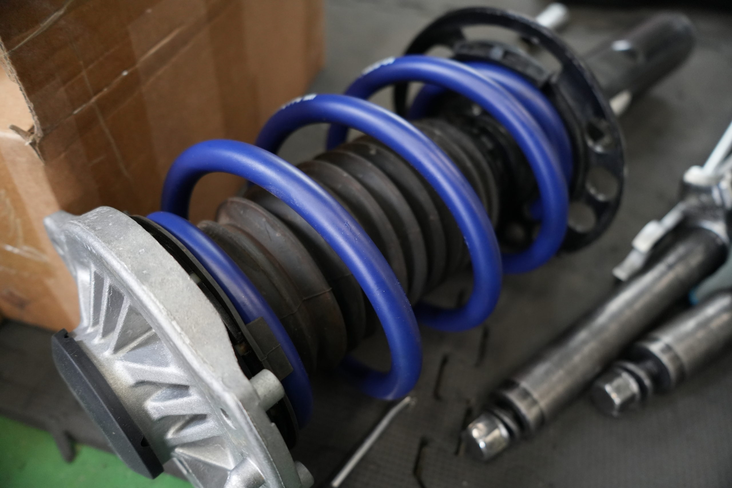 H&R downspring ダウンスプリング ローダウン BMW X1 EditionShadow
