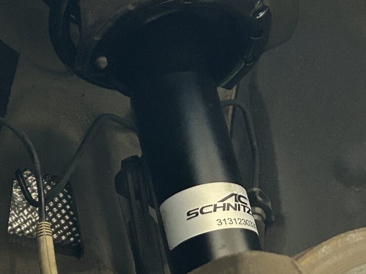 ACSchnitzer　シュニッツァー　サスキット　BMW　320i　足交換　乗り心地　安定性