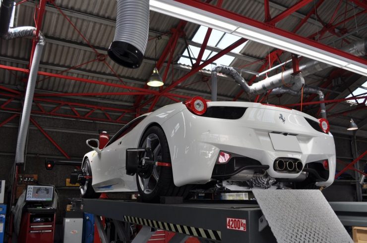 フェラーリ 458 ローダウン　ダウンサス　カスタム