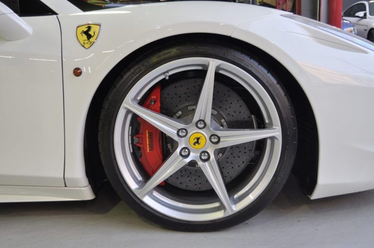 フェラーリ 458 ローダウン　ダウンサス　カスタム