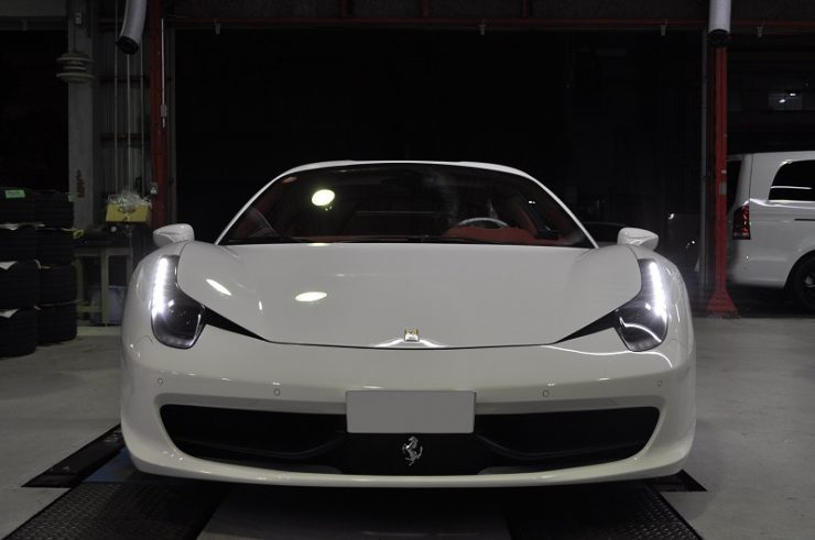 フェラーリ 458 LED キセノン　デイライト　カスタム