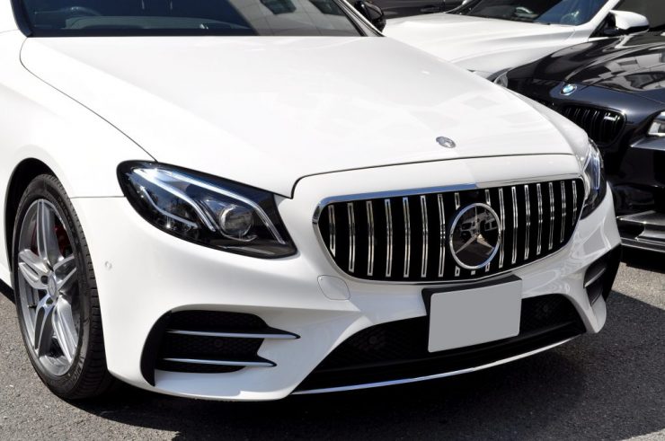 W213 E250 パナメリカーナグリル交換　カスタム