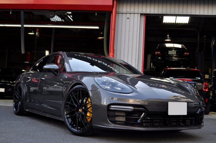 971パナメーラ　ホイール交換