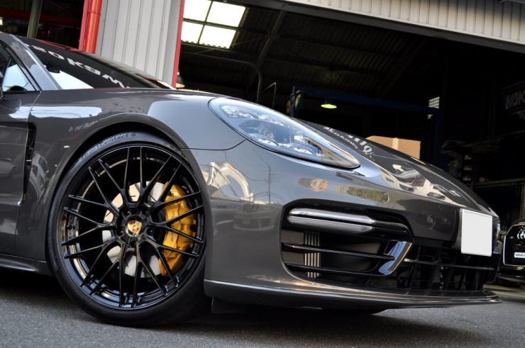 971パナメーラ　ホイール交換