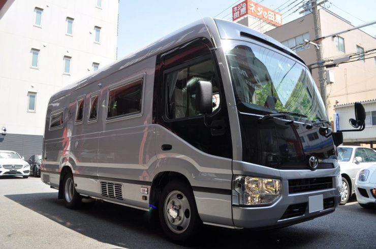 トヨタ　コースター　キセノンHIDライト交換　LED カスタム