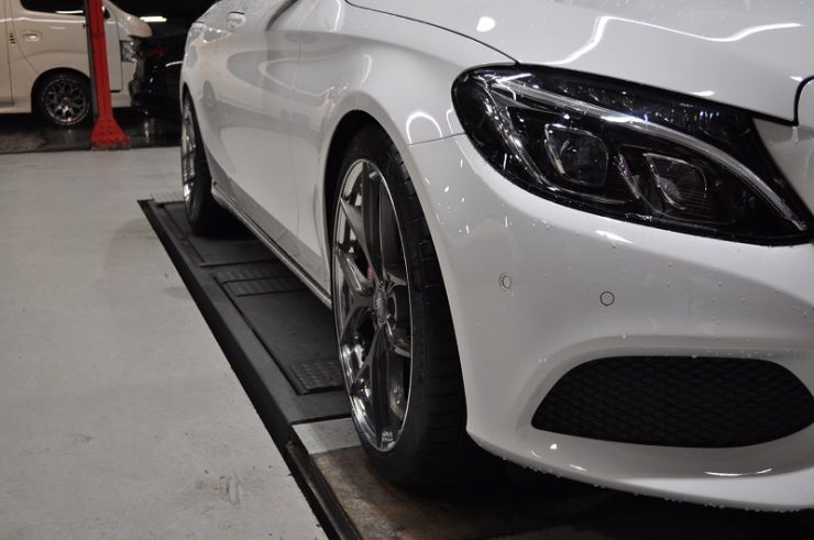 W205 C350e ホイール交換　キャリパーペイント