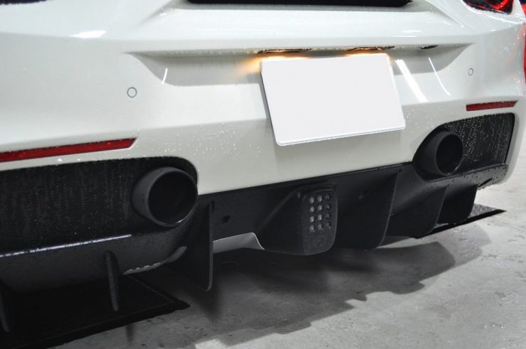 フェラーリ488GTB ブリリアントマフラー交換 カスタム