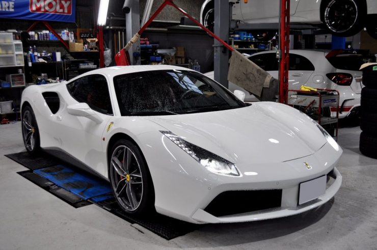 フェラーリ488GTB ブリリアントマフラー交換 カスタム
