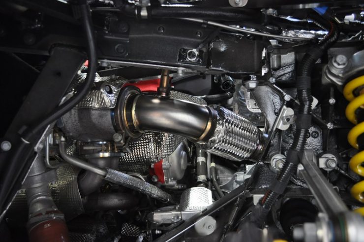 フェラーリ　488GTB　ダウンサス　ローダウン　マフラー交換