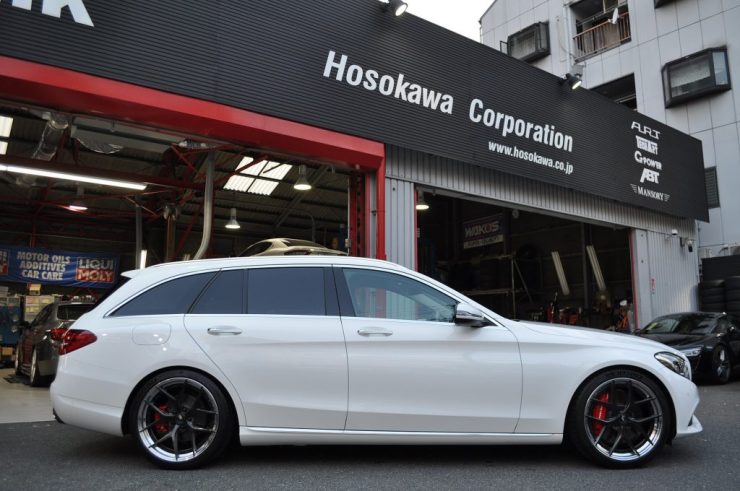 W205 C350e ホイール交換　キャリパーペイント