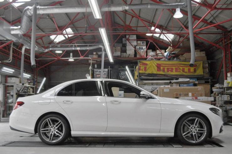 W213　アイバッハ　ダウンサス