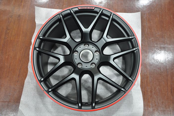 新型G63 ホイール交換