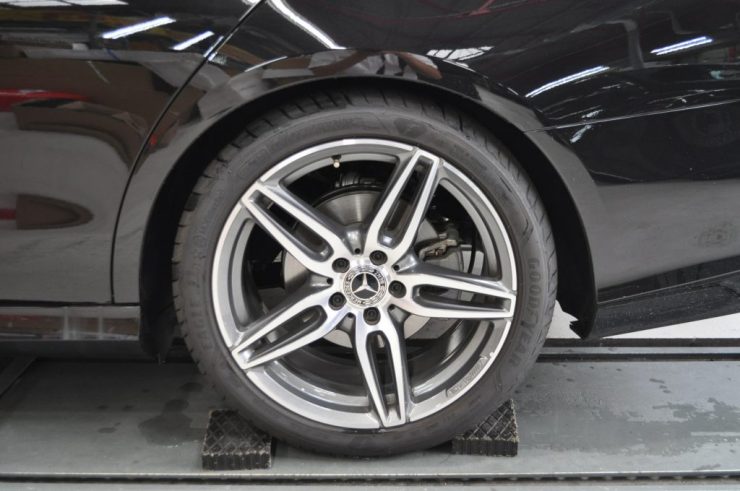 W213 E250 アイバッハ　ダウンサス　ローダウン　
