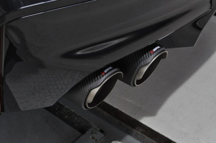 BMW F90 M5 Akrapovic アクラポビッチ　マフラー交換