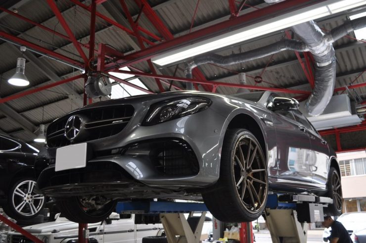 W213 AMG E63 アクラポビッチ マフラー交換