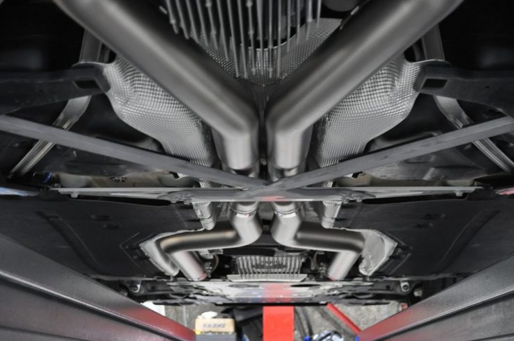 BMW F90 M5 Akrapovic アクラポビッチ　マフラー交換