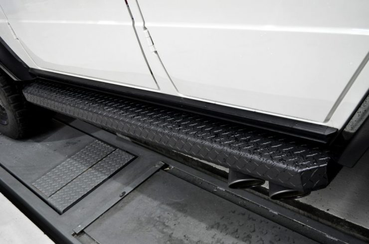 G550 グリル交換 サイドステップ交換 ツートンペイント