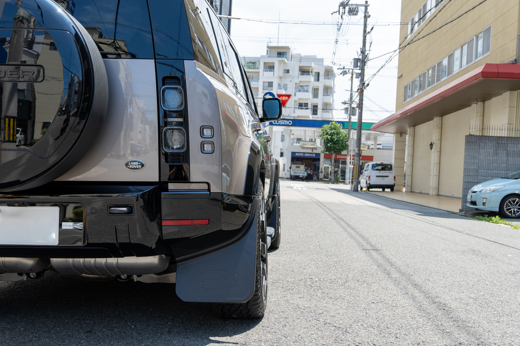 ディフェンダー URBAN AUTOMOTIVE WX-1 22インチホイール カスタム ボンド大阪