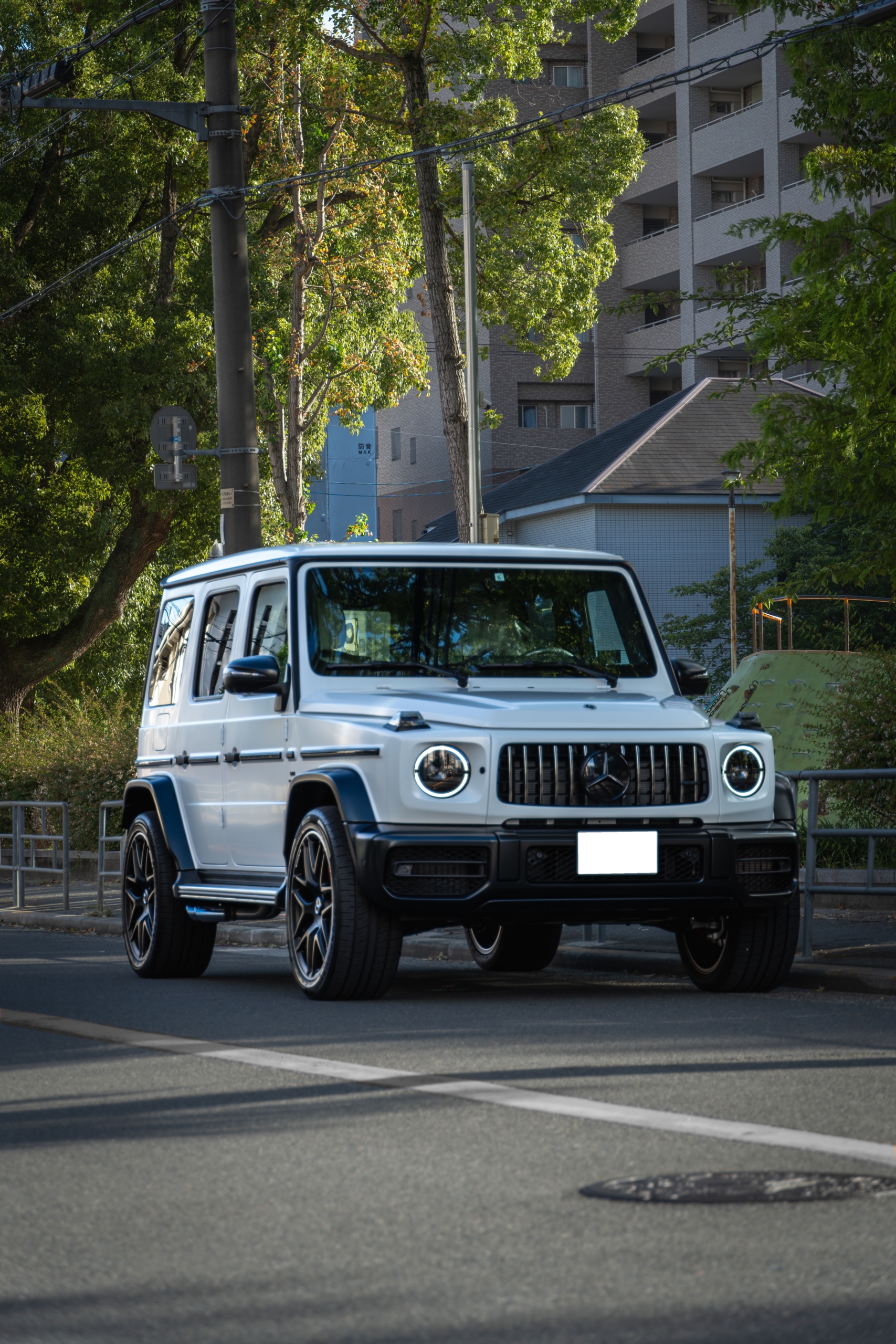 W463A G63 AMG エディションマグノホワイト フルプロテクション コーティング 低ダストブレーキパッド スペーサー ボンド大阪 カスタム