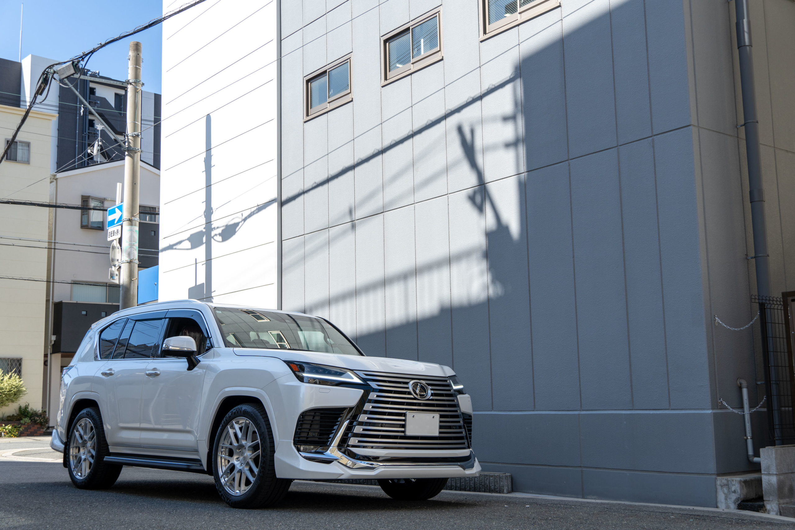 LEXUS LX600 BC Forged HC040S 22インチホイール カスタム