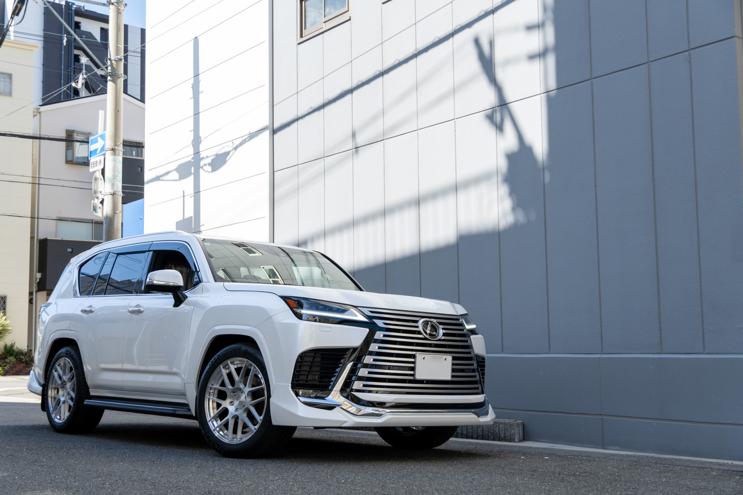 LEXUS LX600 BC Forged HC040S 22インチホイール カスタム