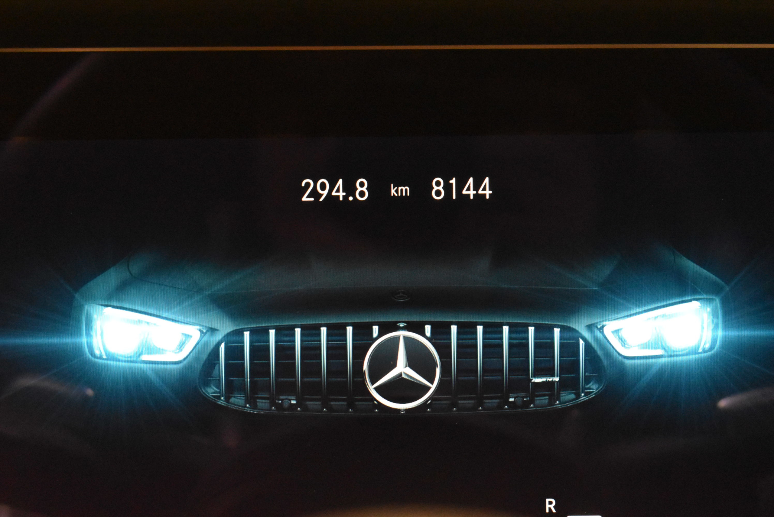 メルセデスAMG GT53 4M+ 4Dクーペ グラファイトグレーマグノ 右ハンドル AMGダイナミックプラスパッケージ パノラマルーフ