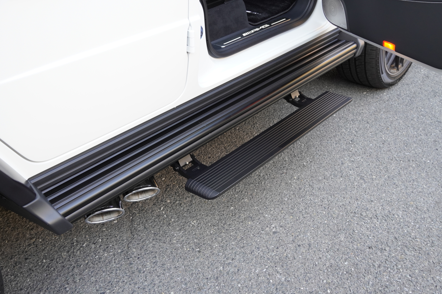W463A 新型Gクラス G63 電動サイドステップ デジタルインナーミラー デイライト