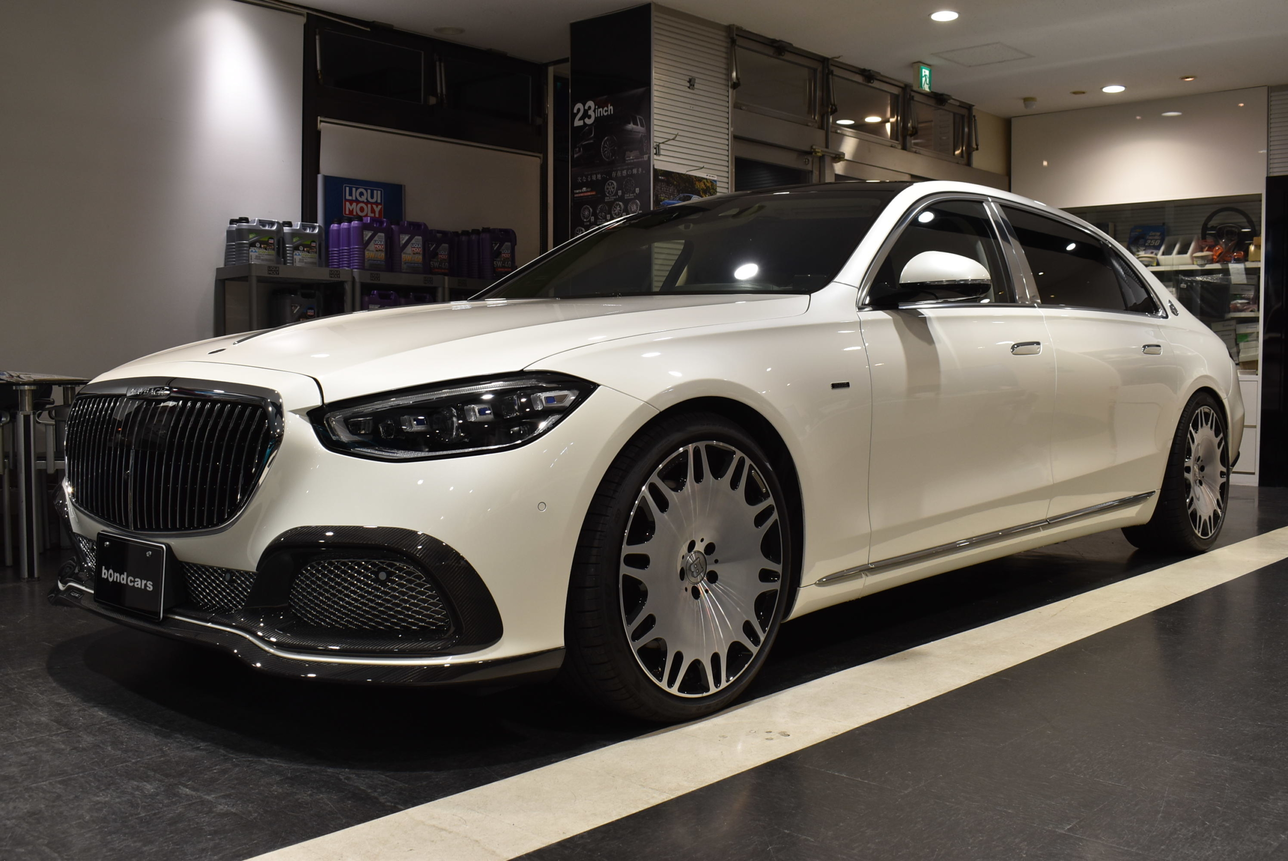 メルセデスマイバッハ S680(V12)BRABUS カーボンフロントSP&アドオンパーツ・リアスポイラー・リアディフューザー・モノM21インチ・エンブレム ローダウン