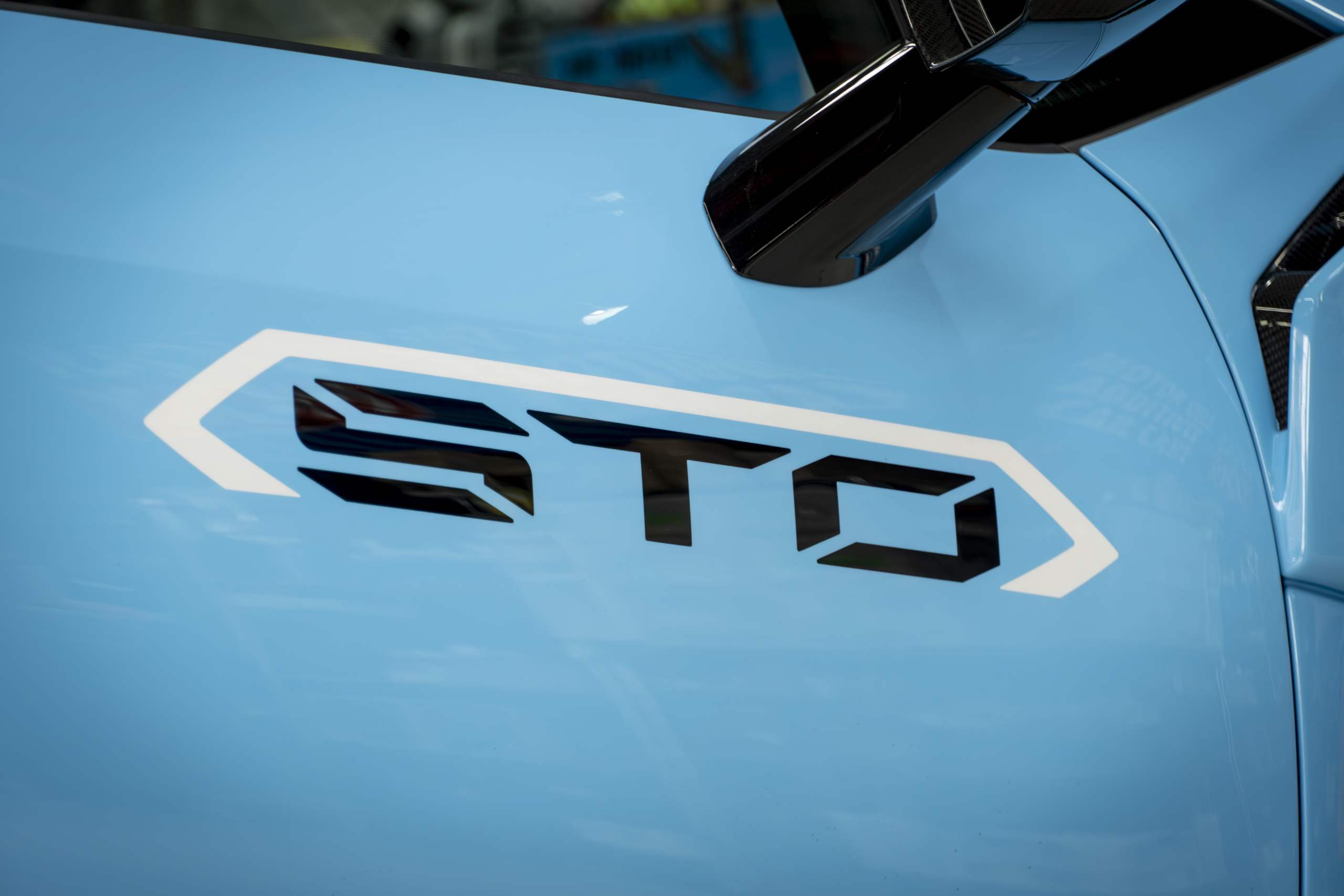 Lamborghini Huracan Tecnica/STO×ASR バルブコントローラ ボンド大阪