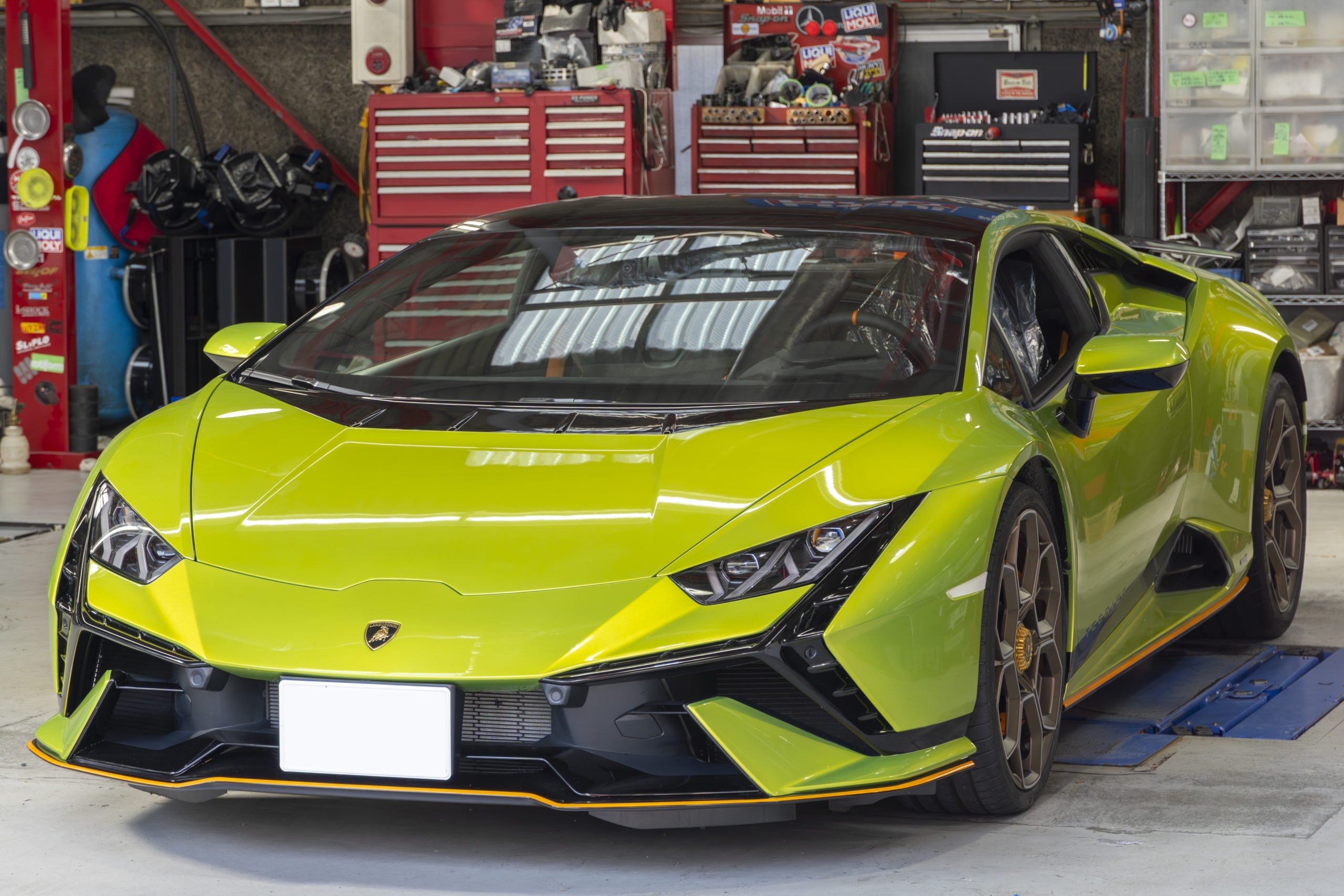 Lamborghini Huracan Tecnica/STO×ASR バルブコントローラ ボンド大阪